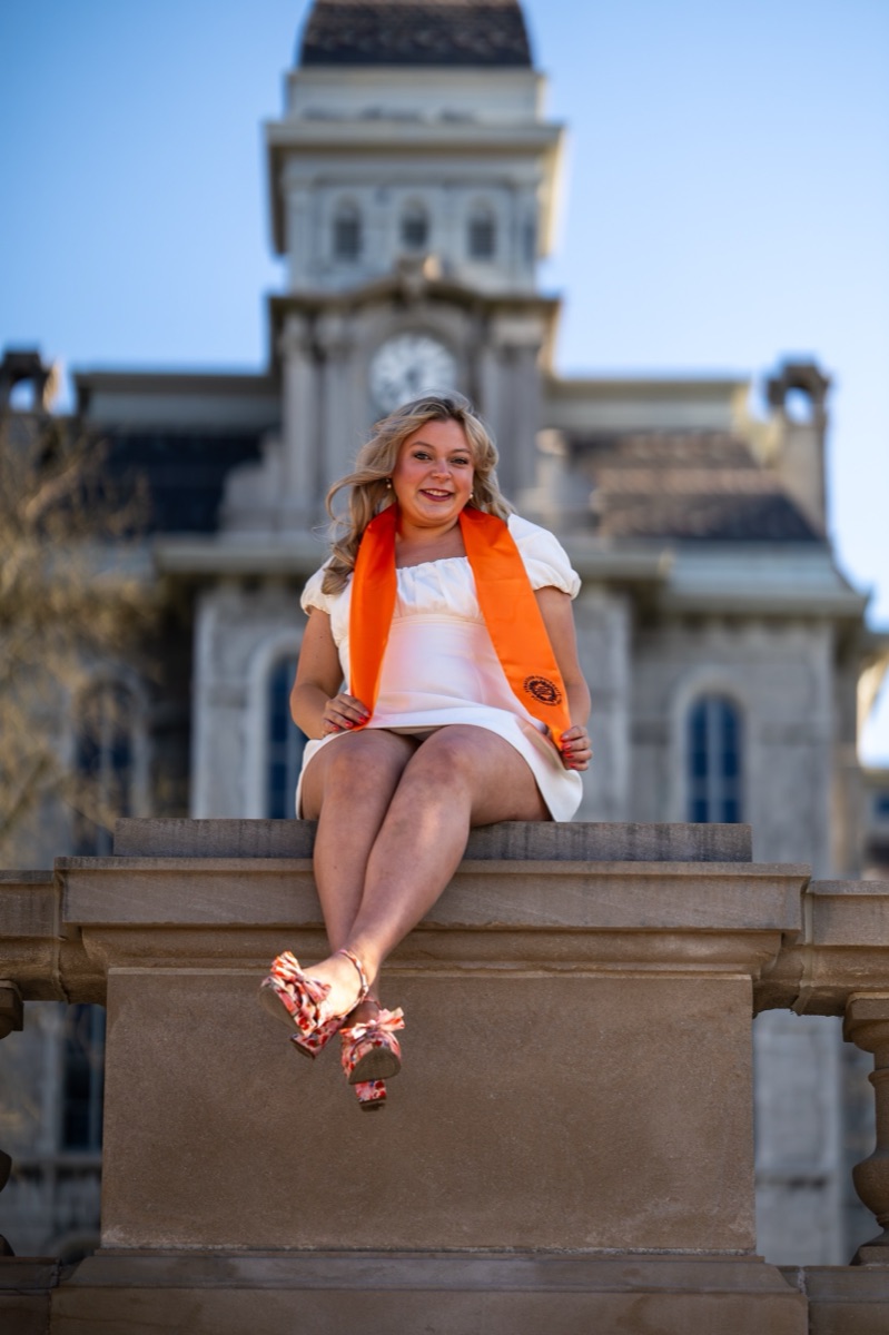 Lizzy's senior portrait session